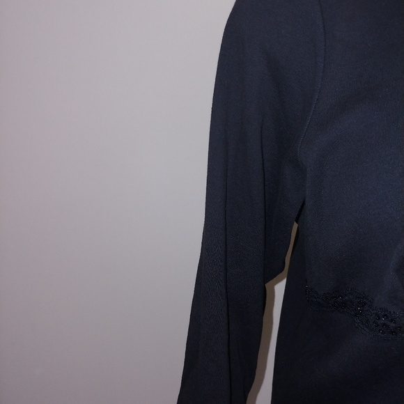 Top - Picture 3 of 3